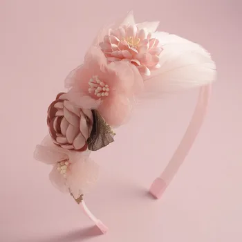 Новая Модная Милая Свадебная корона Ручной работы с жемчугом и пером, Праздничный головной убор, цветочная повязка для волос, цветочные повязки на голову