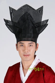 Мужские старинные шляпы, импортируемые из Кореи для выступлений на сцене и масштабных мероприятиях, а также костюмы