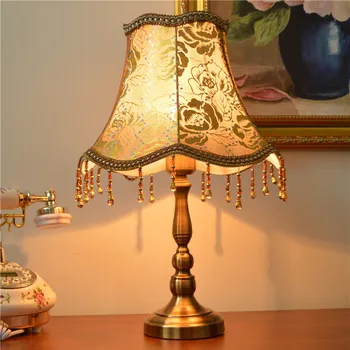 Настольная лампа в европейском Стиле Креативная Милая прикроватная лампа для Спальни Принцессы Классическая Роскошная настольная лампа из смолы в винтажном стиле